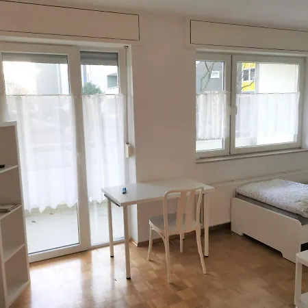 Studio Mit Balkon Nahe Zur Mhh